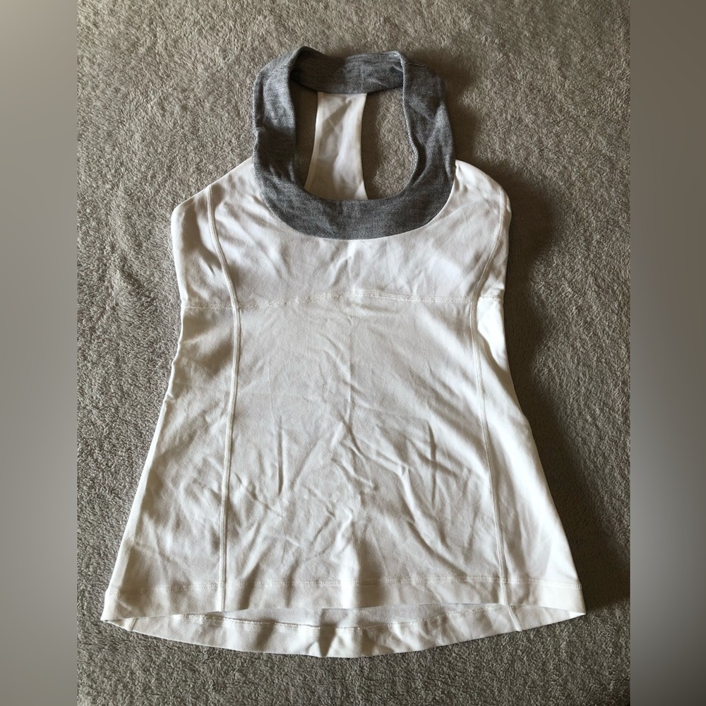 Lululemon tank